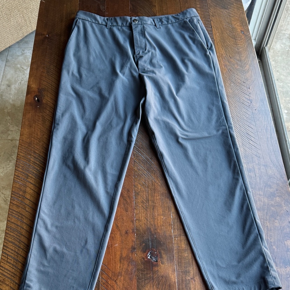 Lululemon Men's Gray Pants